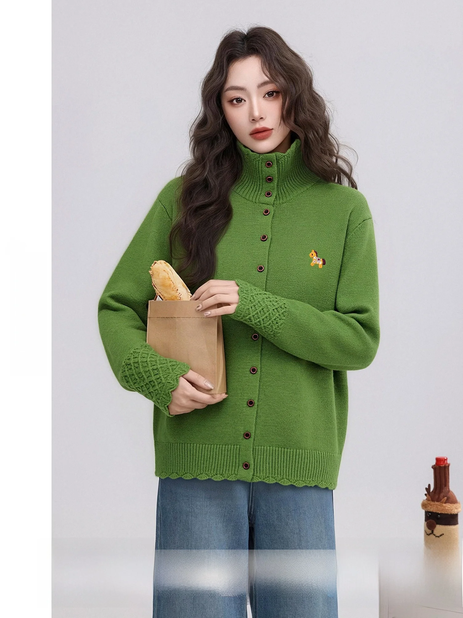 

Женский свитер с вышивкой и высоким воротником, винтажный зимний кардиган с длинными рукавами, свободный крой, удобный, из полиэфирного волокна