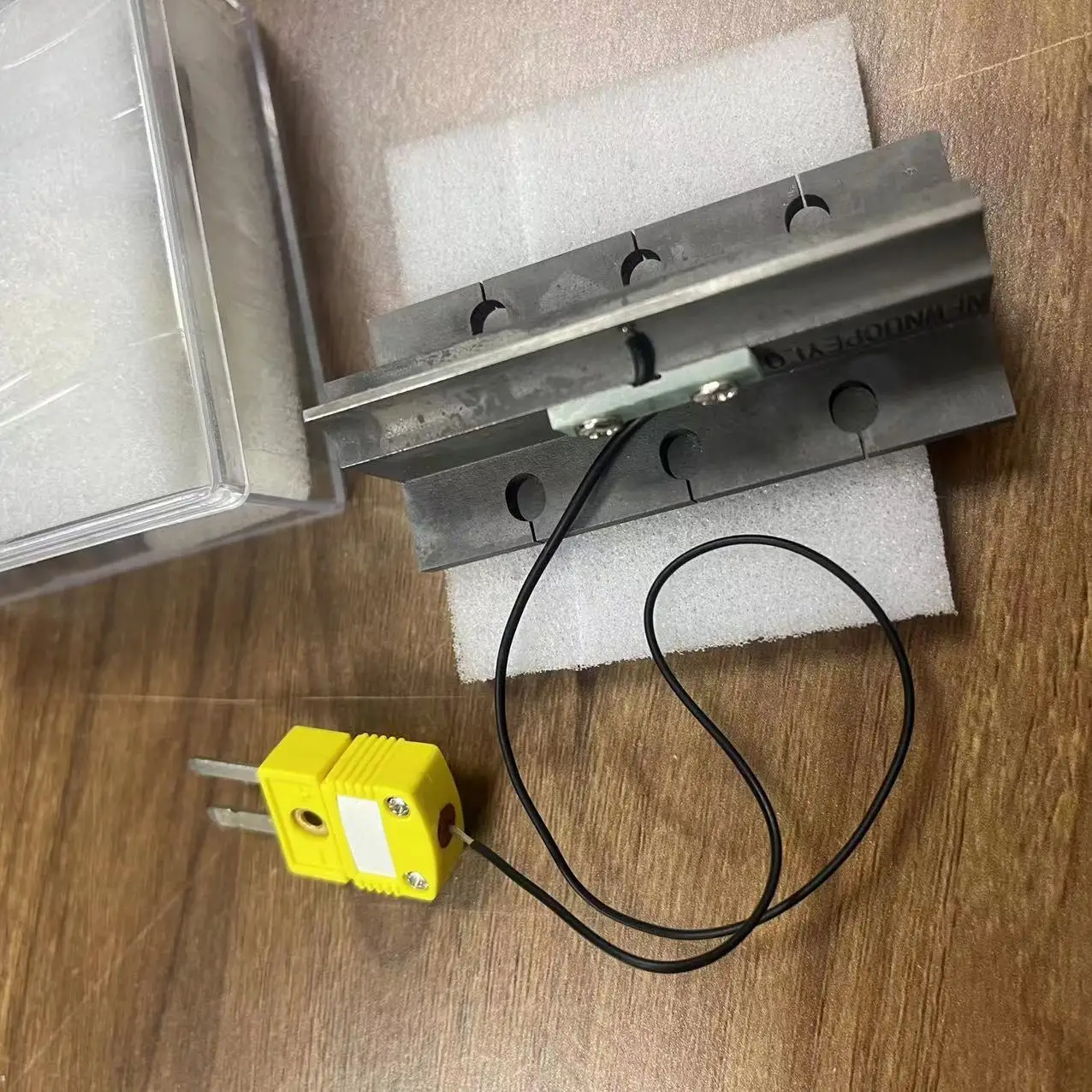 65 * 1.3mm 50*1.3mm T type V type ACF Tab Cof Bonding Head for LCD TV Screen Repair Machine Hot press cutter head