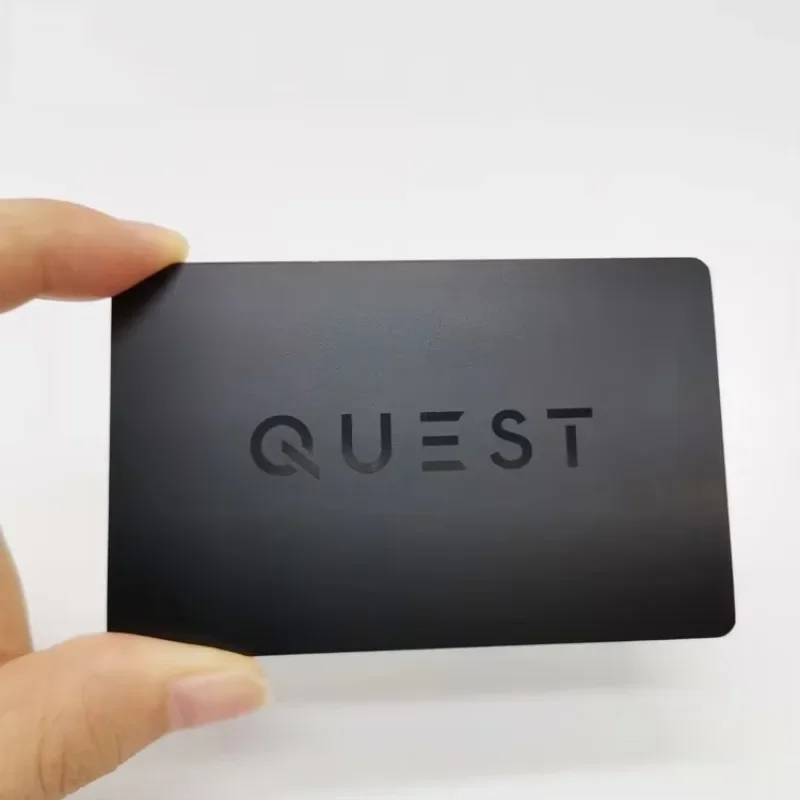 

2025 New Customization Logo Pattern 0.8mm Black Gold Holographic Marking Metal Business Cards for a Luxurious Look