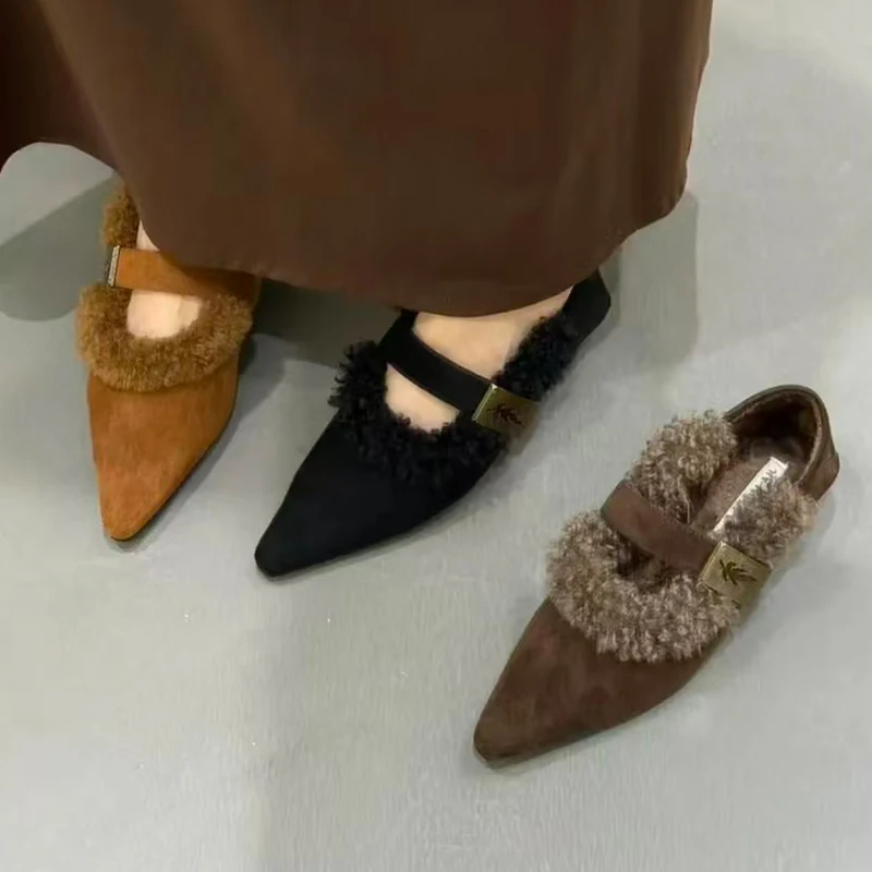 

Женская обувь на меху на плоской подошве, замшевые теплые лоферы с острым носком, модные зимние хлопковые ботинки, новинка 2025, платье, роскошные зимние ботинки Mujer