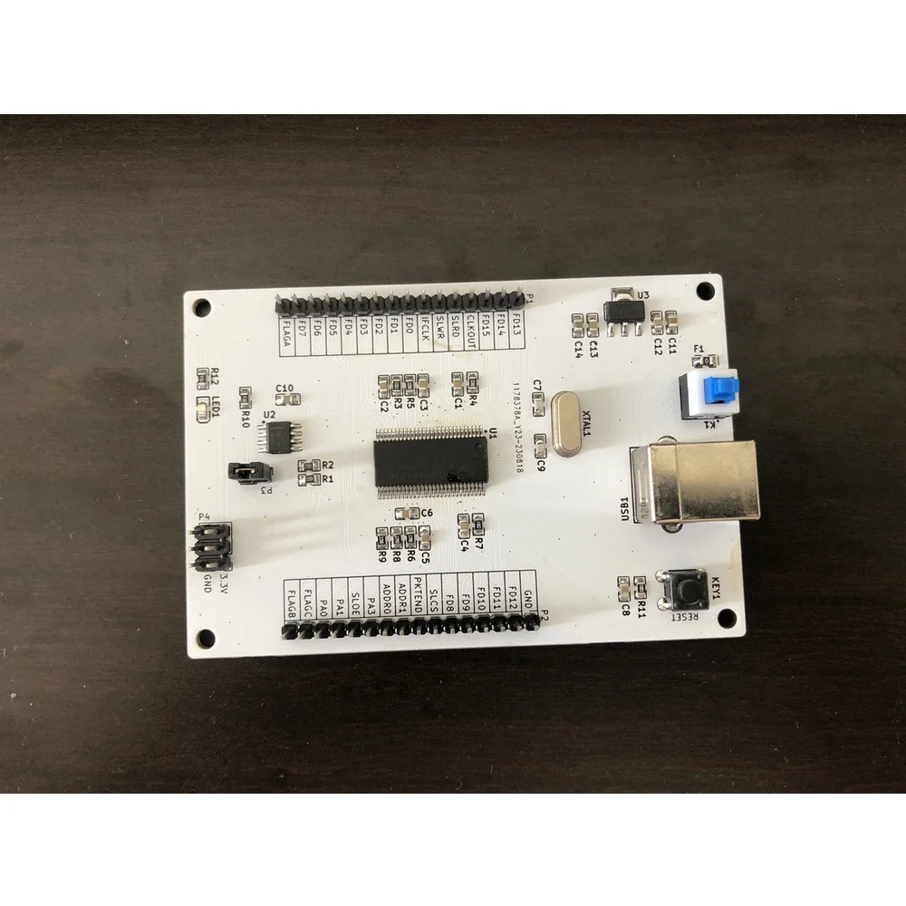 

EZ-USB FX2LP CY7C68013A-56PVXC CBM9002A USB2.0 Системная плата Макетная плата