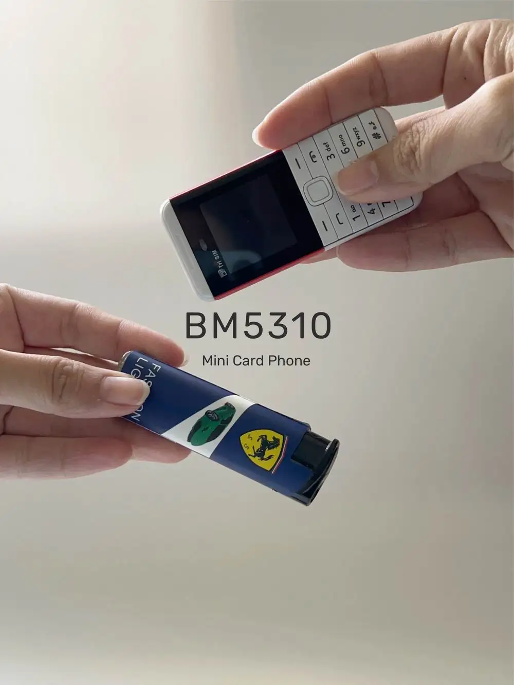 

Красивый 3 слота для SIM-карты BM5310 Мобильный телефон в режиме ожидания Bluetooth Мобильный телефон Многоязычный динамик Фонарик Телефон для пожилых людей