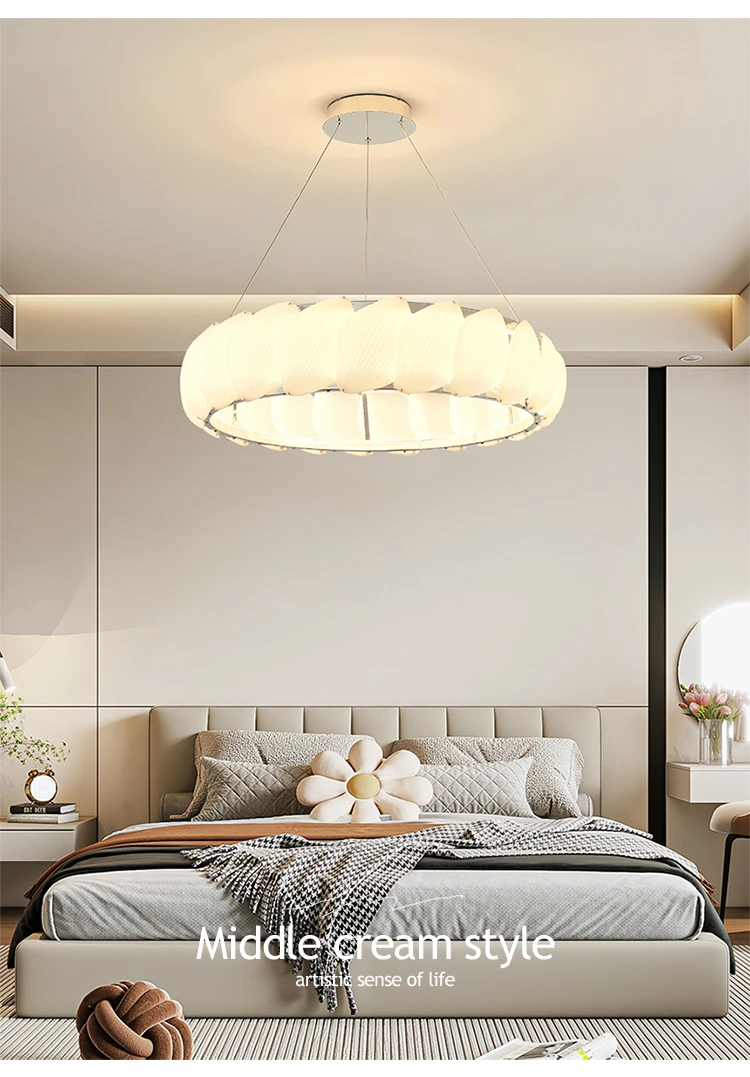 

French light luxury modern simple living room shell chandelier new cream style feather dining table ring main light