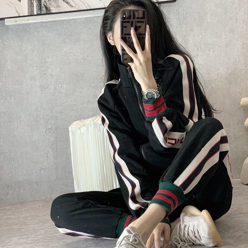 

Vintage Sport Knitted Two-Piece Set Women's Long Sleeve Long Pants Chic Fragrance Style Ageless Streetwear Early Spring Trend