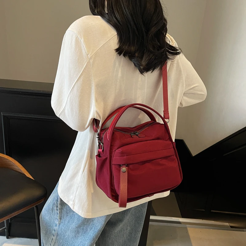 

Oxford Fabric Crossbody Bag Casual Handbag Multi -pocket Shoulder Bag for Women