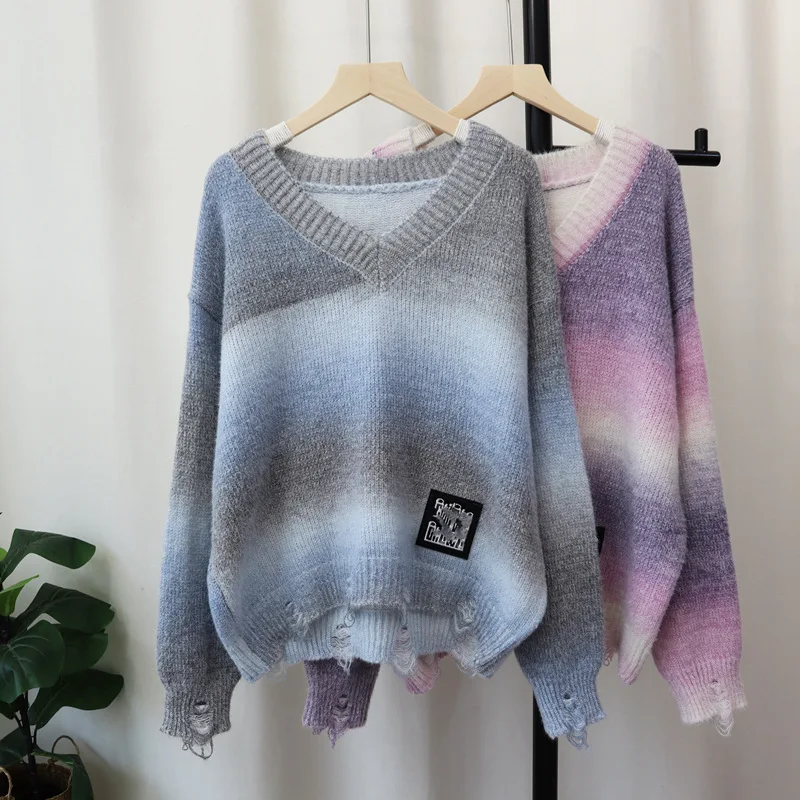 2024 Autumn/Winter Women's New Gradient Color Piercing Design Knitted Sweater Top Sweet Soft Sticky Loose Sweater Pullover