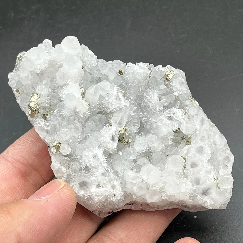 Natural crystal cluster and pyrite symbiosis crystal cluster meditation energy healing stone home decoration mineral specimen