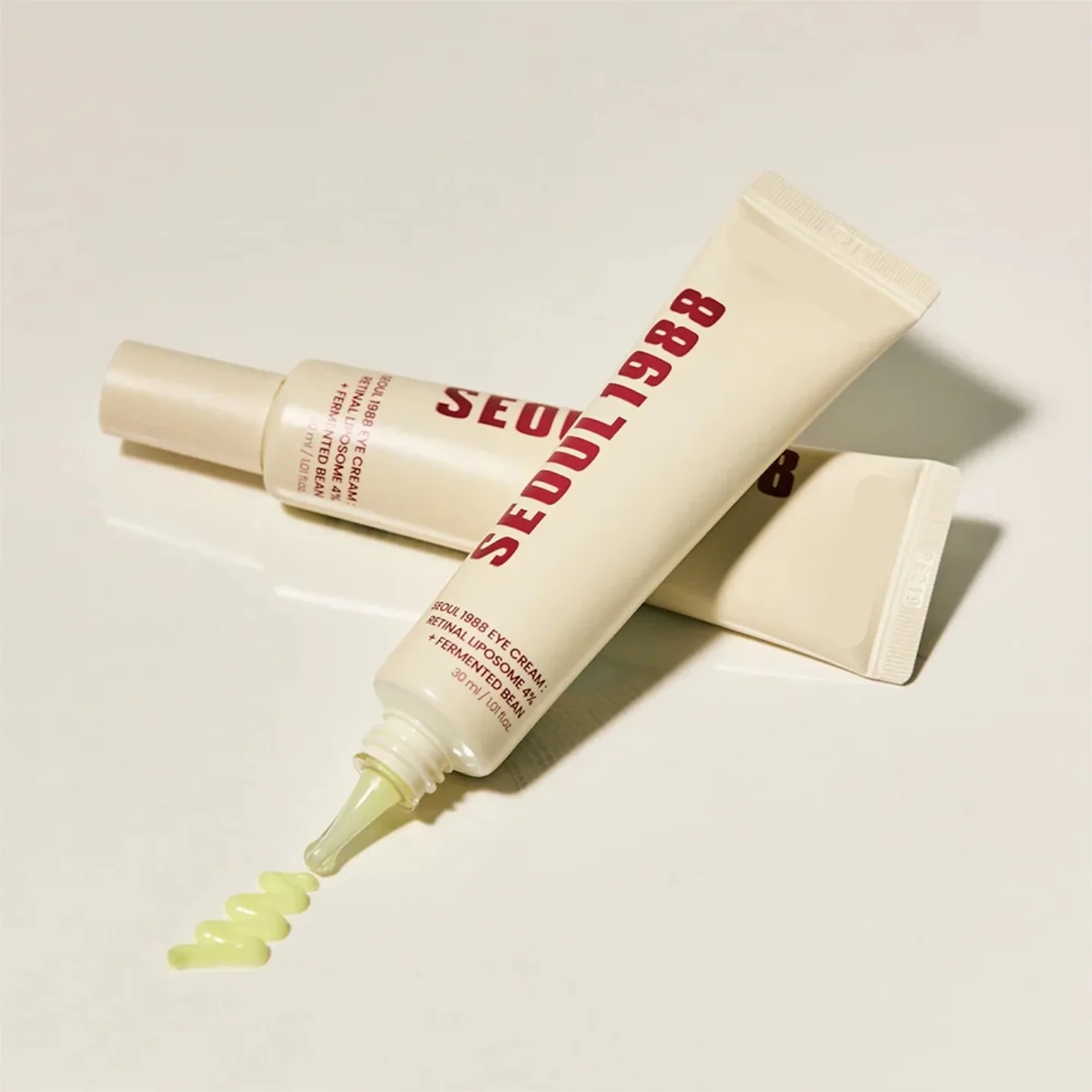 Crema de Ojos con Retinol SEOUL 1998, 30 ml, Hidrata Profundamente la Piel Alrededor de los Ojos, Mantiene la Piel Hidratada, Suave, para Piel Sensible, Cuidado Diario de la Piel de los Ojos