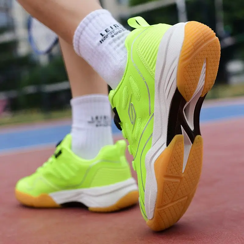 2026 New Luxury Badminton Shoes Mens Breathable Indoor Court Shoes Men Anti-Slip Tennis Shoes Men Unisex Table Tennis Shoe Man