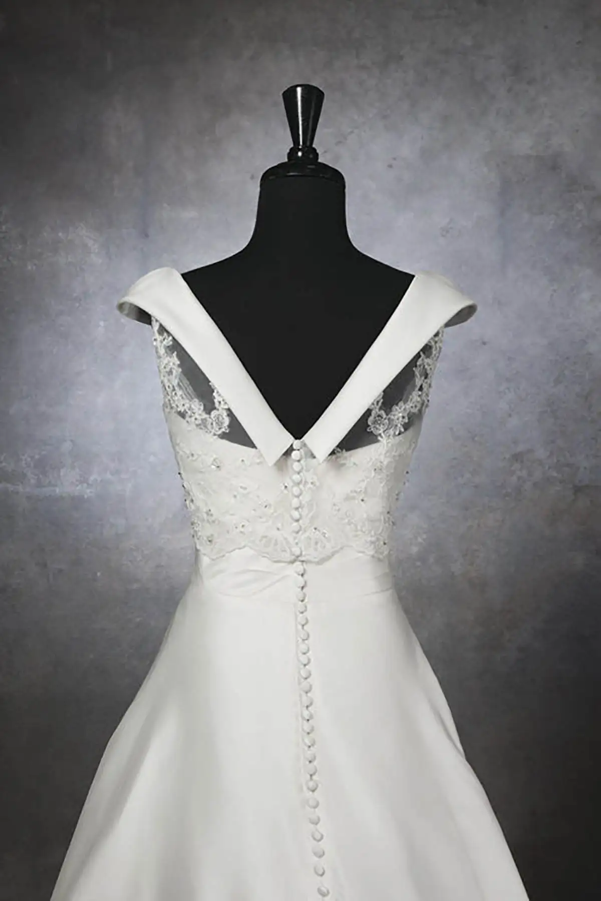 Giacca a portafoglio unica senza maniche Appliques Button giacche da sposa scollo a barca mantello da sposa con perline accessori da sposa su misura