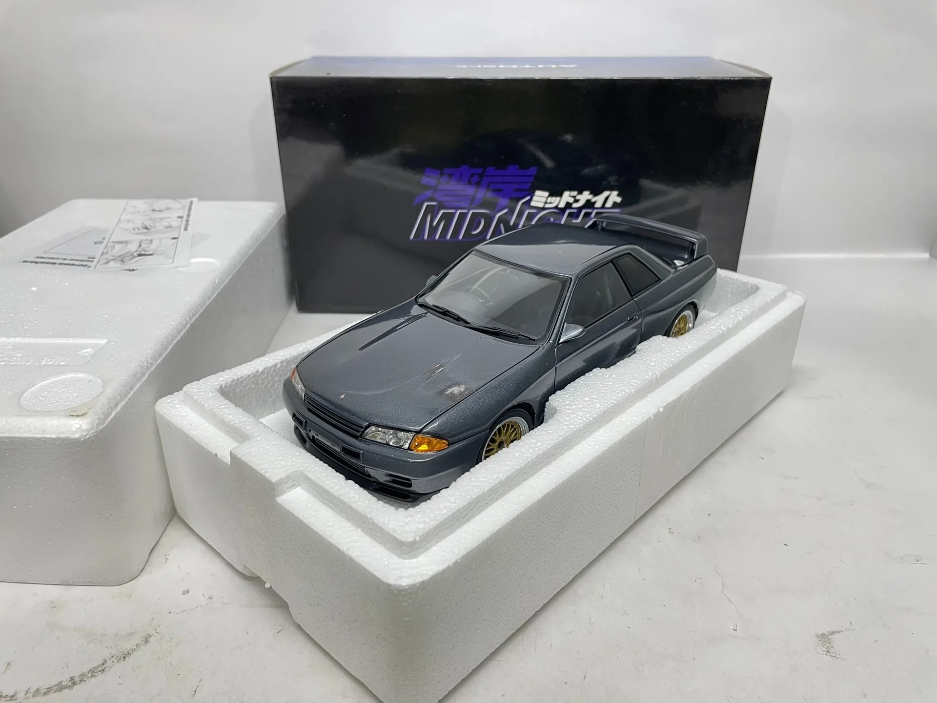 

Autoart 1:18 MIDNIGHT Skyline R32 Gray JDM Simulation Limited Edition All Open Alloy Metal Static Car Model Toy Gift