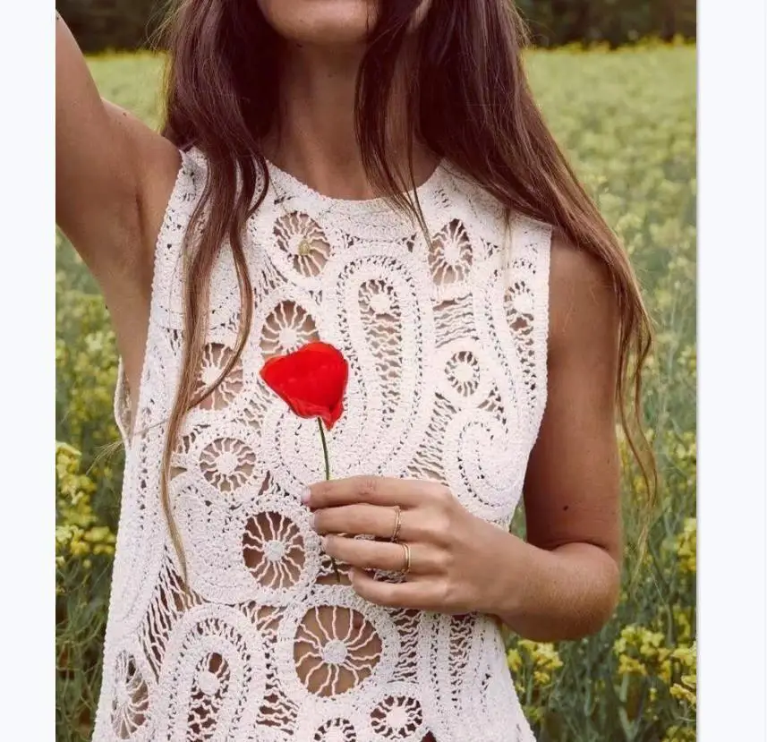 2025 กระโปรงสั้นทําด้วยผ้าขนสัตว์แฟชั่นสตรีพร้อมเสื้อยืดแยกชุด INS