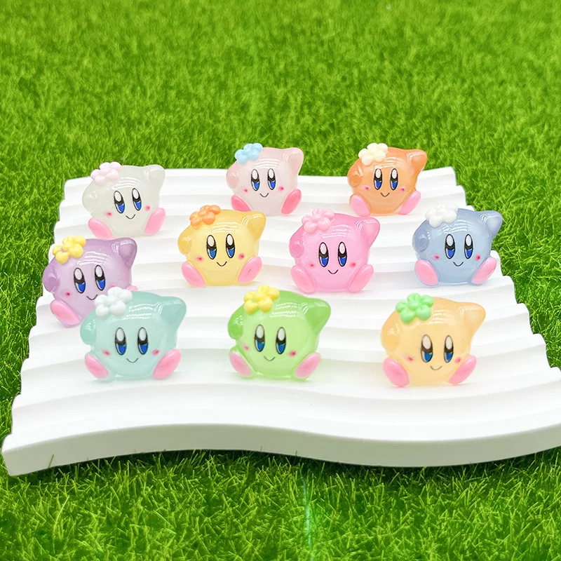 10 buah/Set Aksesori bercahaya Kirby lucu dekorasi mode Swakarya tokoh Anime Resin Brinquedos mainan ulang tahun anak hadiah Natal pasang Mainan