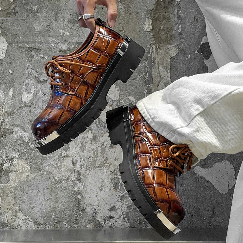 

Повседневная мужская кожаная обувь на шнуровке в стиле ретро, дизайнерская обувь для отдыха, вечеринки, бизнеса, офиса, высокое качество, хит продаж на толстой подошве