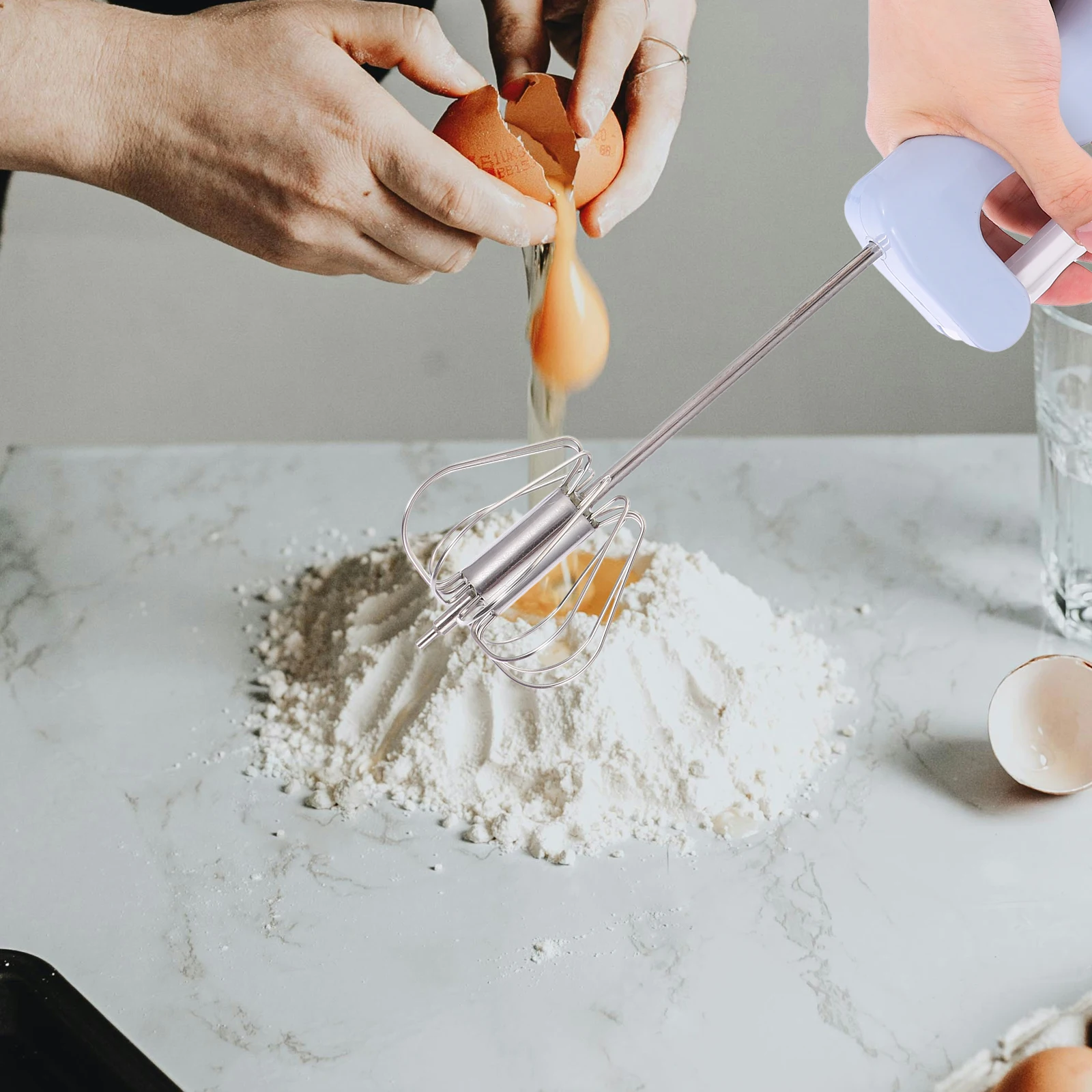 

Manual Whisk Hand-Held Stainless Steel Stirrer Semi-Automatic Agitator For Baking Eggs Pancake Mix