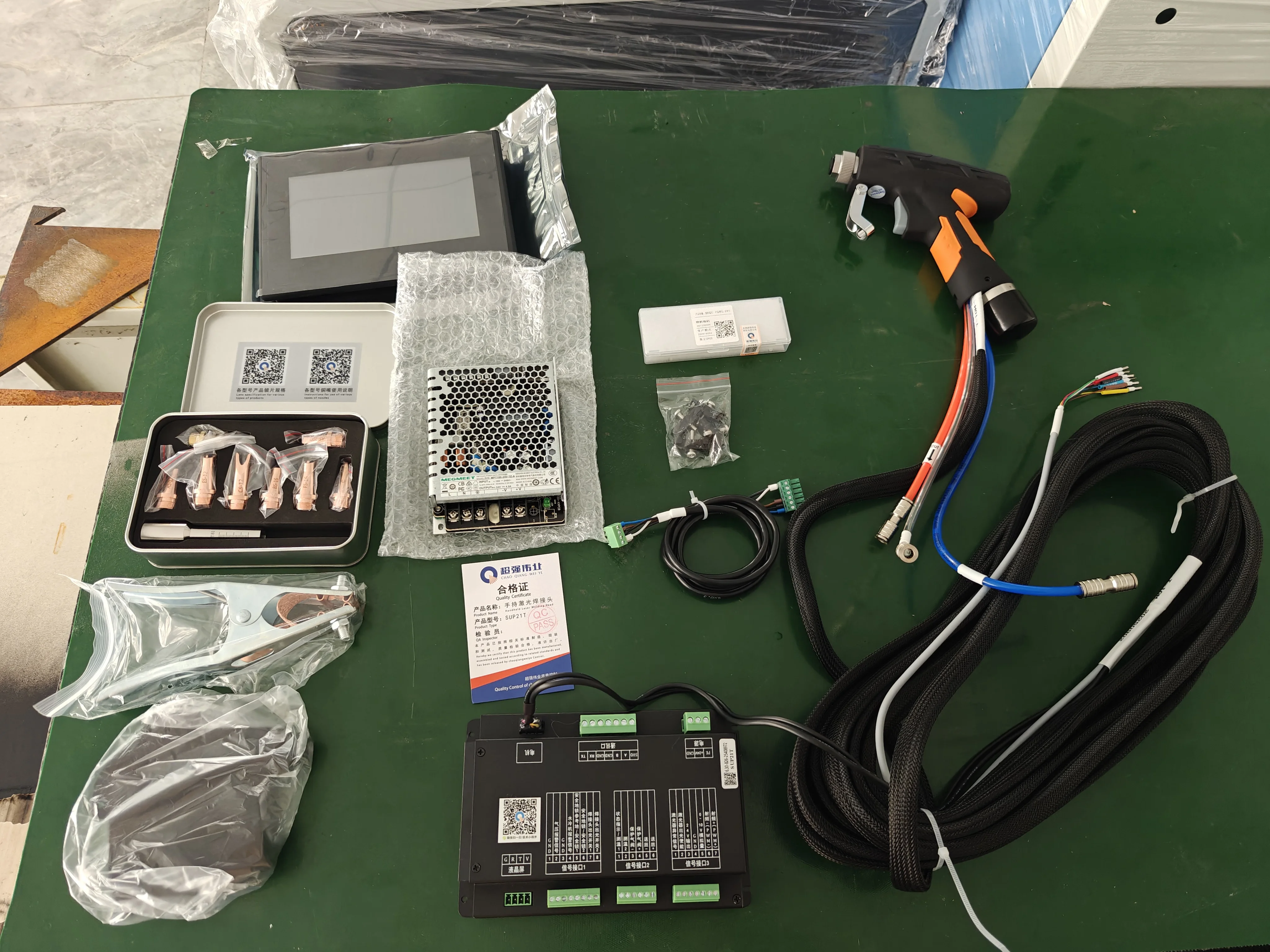 

CQWY оригинальная оптоволоконная лазерная сварочная головка SUP21T 1500 Вт/2000 Вт/3000 Вт сварочный пистолет для лазерного сварочного аппарата