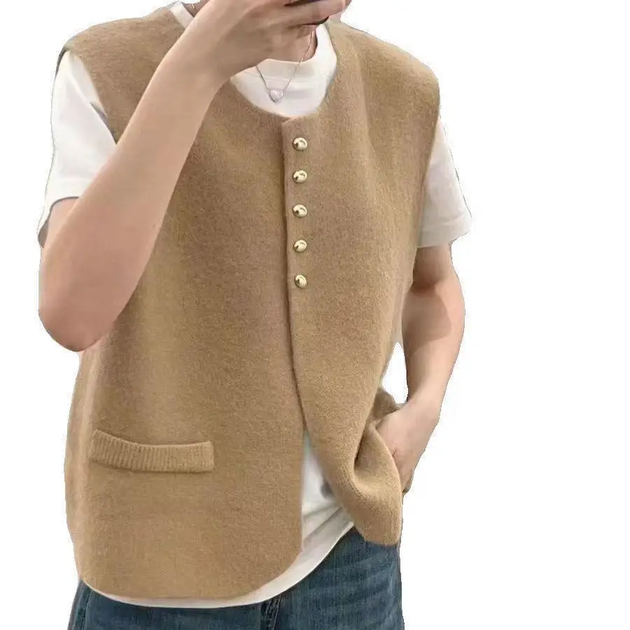 

Женский шикарный вязаный жилет во французском стиле, весна-осень 2023, свитер без рукавов с золотыми пуговицами, однотонный универсальный многослойный предмет