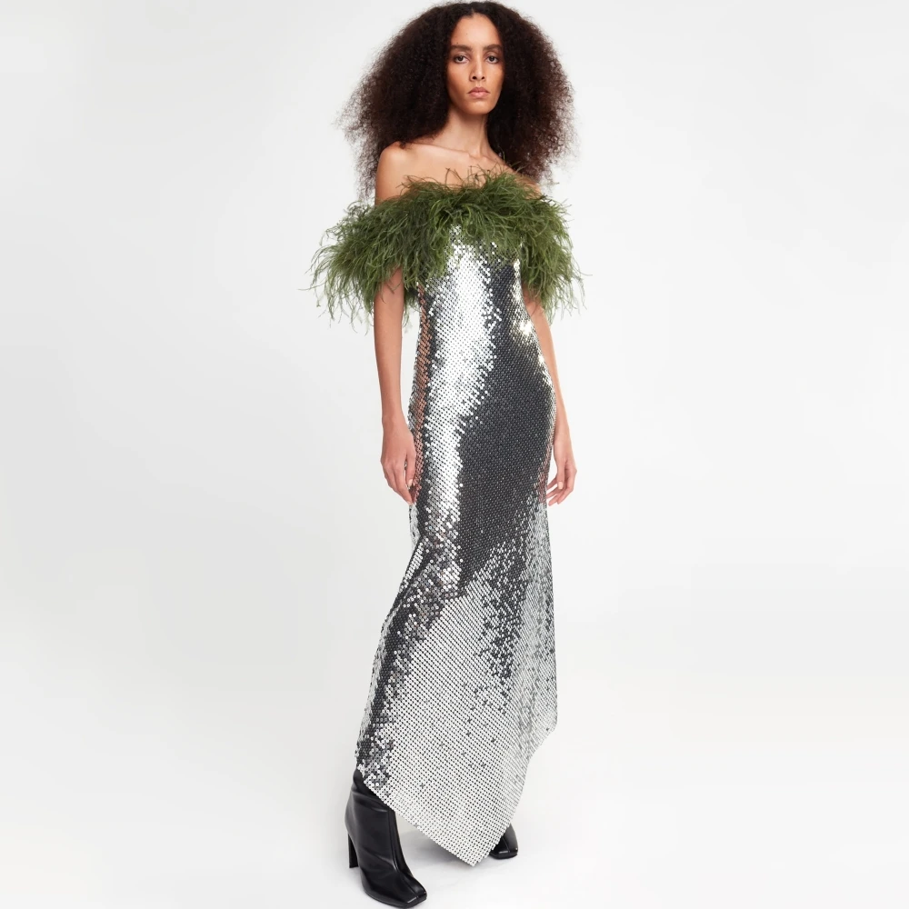 

Sliver Color Sequined Summer New Arrival Women Sleeveless Sexy Off-The-Shoulder Feathers Bodycon Dress Fashion Evening Party Dre