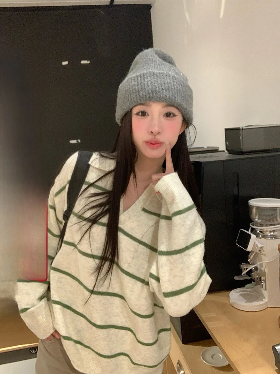 

Sinbounboun Fre Stripe Ne Knitted Sweater Women's Loose Fit OverSize Crew Ne Long Sve Spring Faion 2026