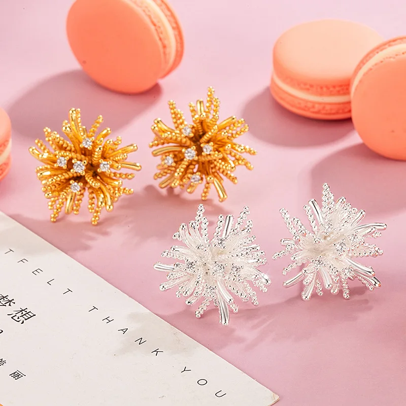 

Jewelry silver and gold firework shaped ear studs, irregular flowers, unusual ear studs for women, Bohemian simple design ear ac