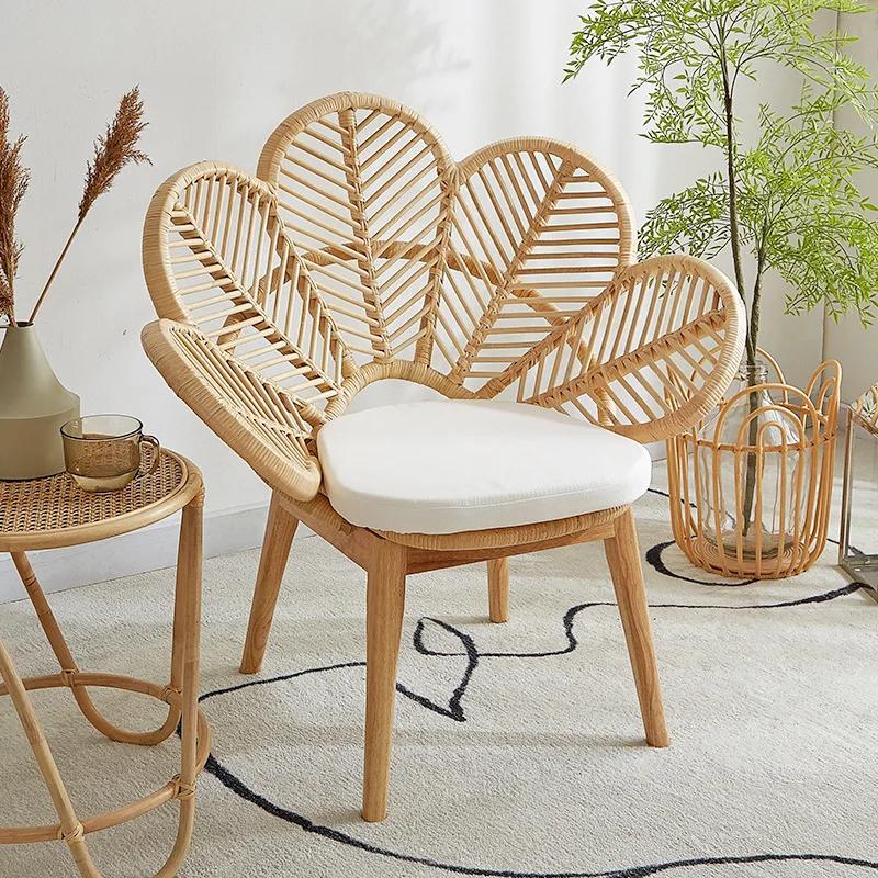 

ins rattan single chair solid wood creative peacock chair B & B Indonesia rattan flower casual rattan chair