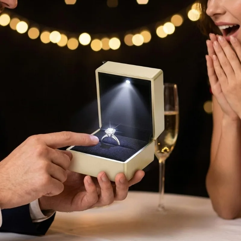 LED Illuminated Jewelry Box with High-end Lighting Proposal Ring Box Packaging Show Boxes with Light Storage Cases Wholesale