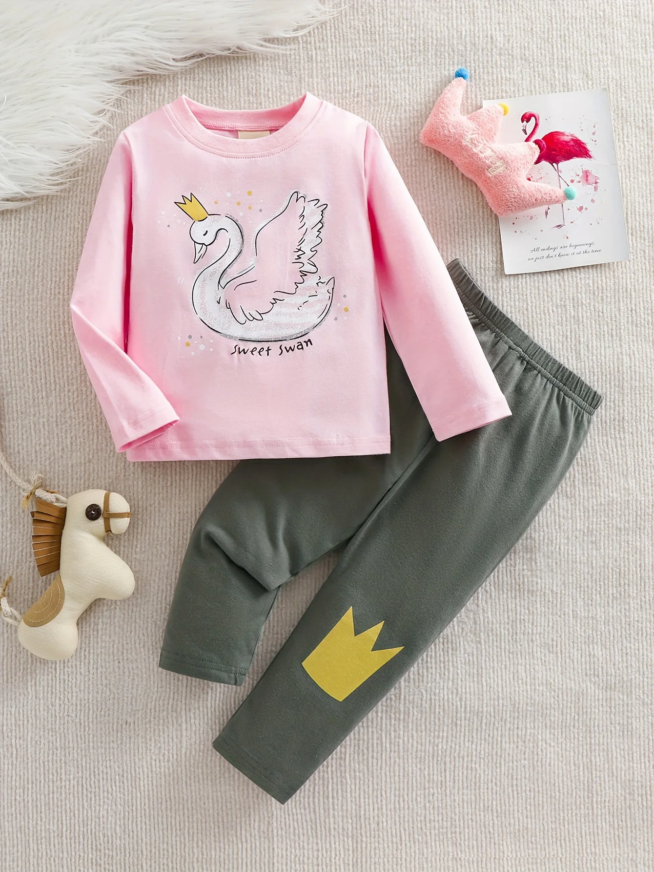 Girls Pajamas Autumn and Winter Long Pants Long Sleeves Girls 2PCS Clothing Set Cotton Fabric Swan Pattern Girls Clothes Set