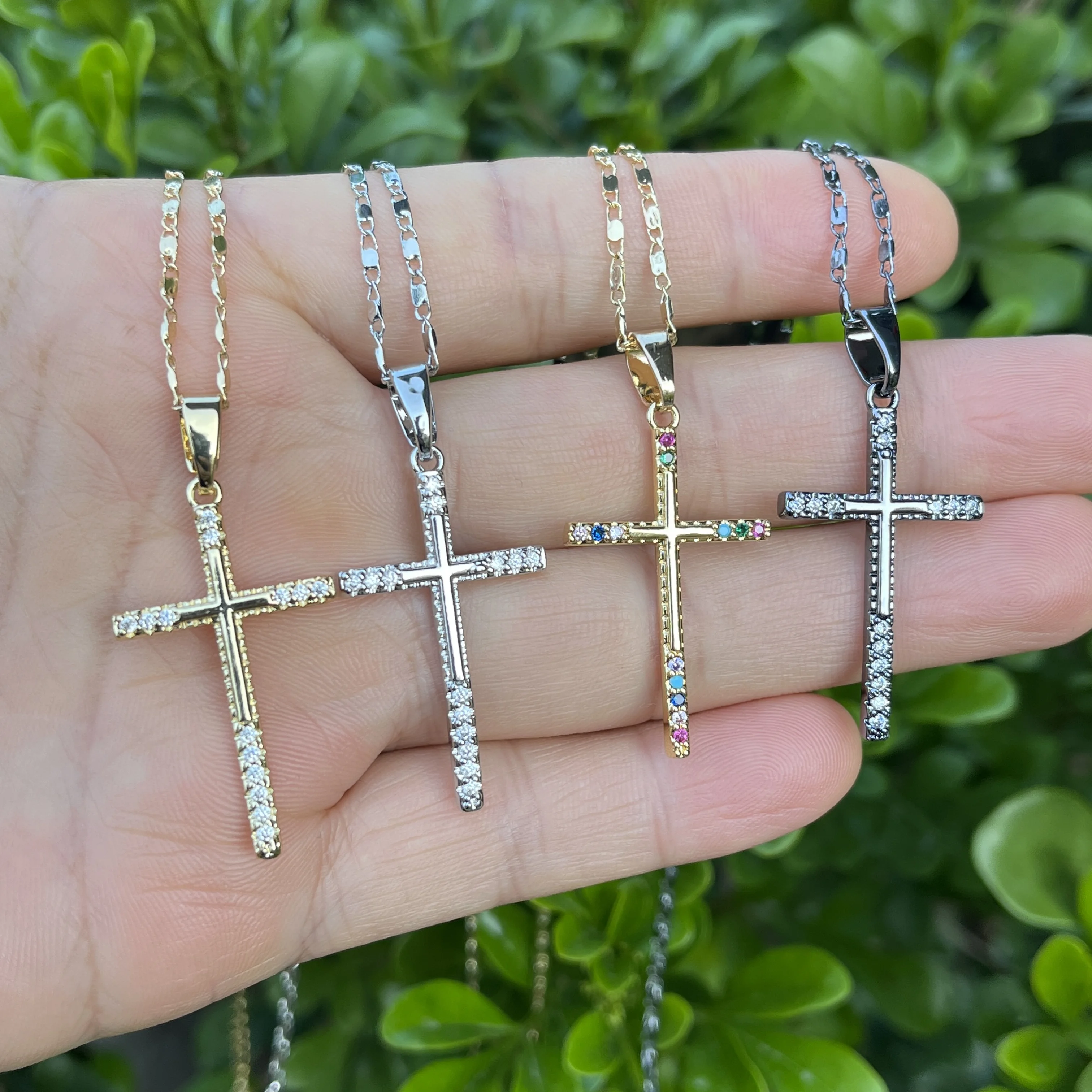 

5pcs/ Bag New Christian Jewelry Micro-Inlaid Zircon Cross Pendant Necklace Gold Plated Vintage Jewelry Necklace for Men Women