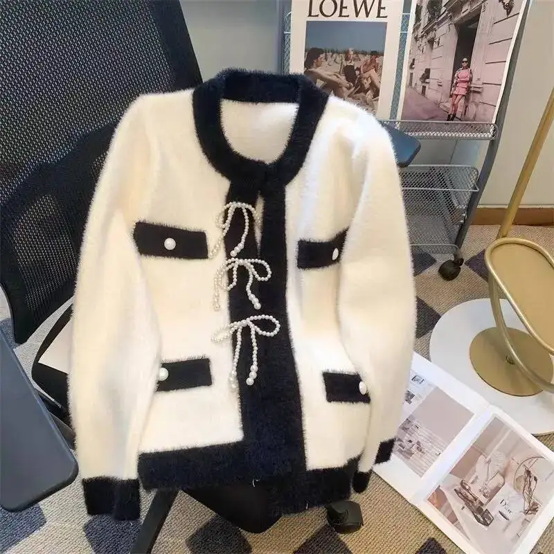 

French Style Elegant Sweater Coats Women Autumn New Chic Beading Bow Button Design Knitted Cardigans Contrast Color Knitwear Top