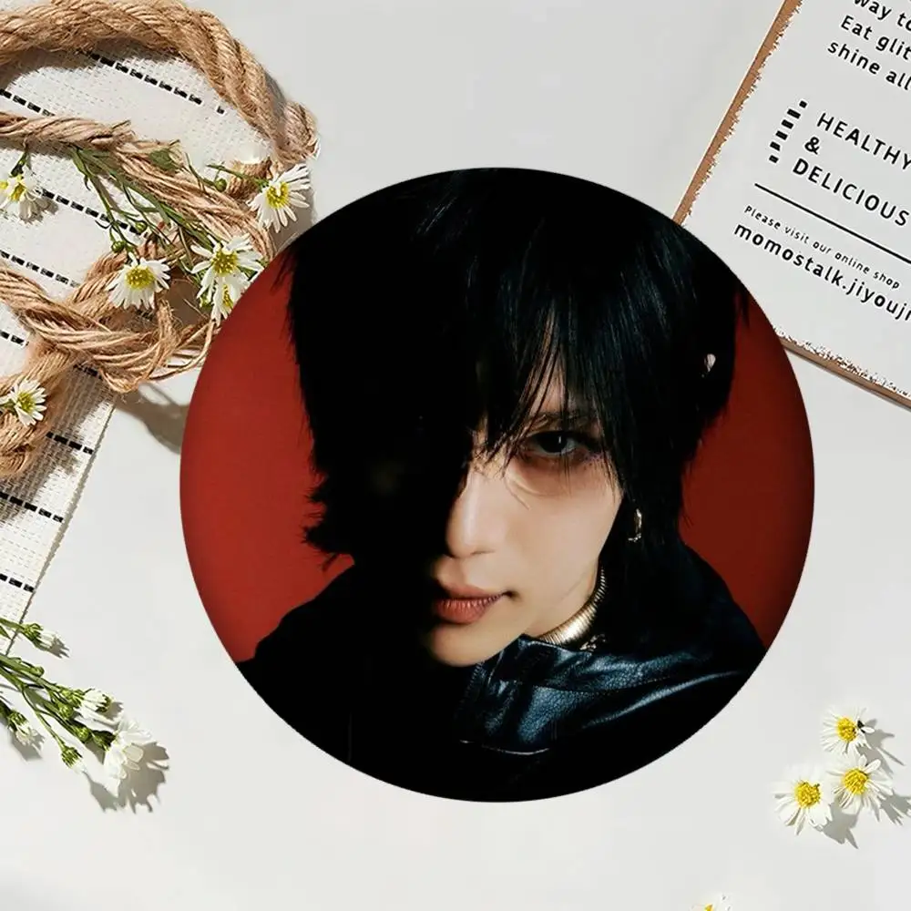 1 قطعة الممثل L-Lee T-Taemin شارات شارة ليزر مستديرة بروش الملابس على ظهره اكسسوارات التلبيب