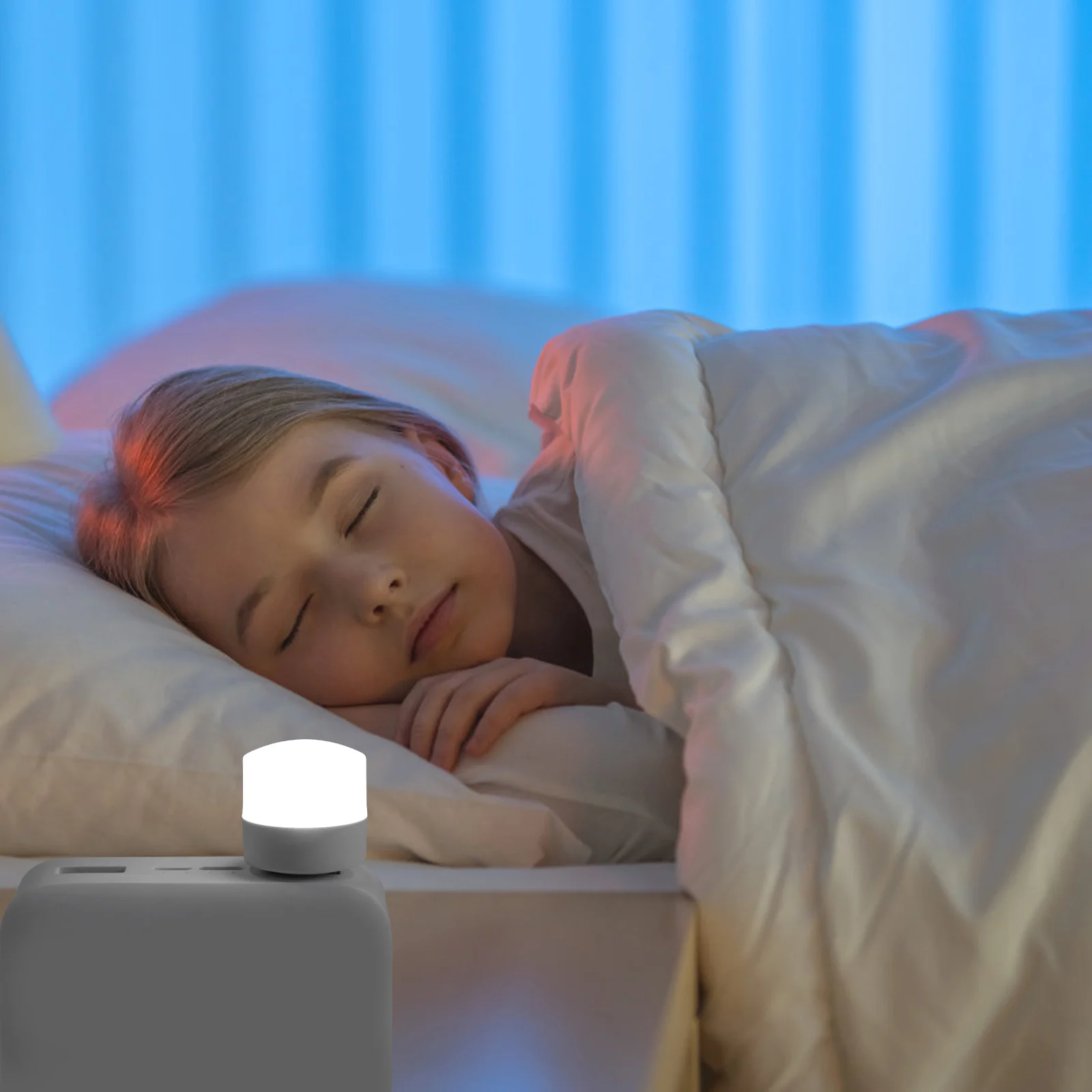 

4pcs Portable USB Light Mini Lamp Student Sturdy Lamp Charge White Emergency Student Bedroom Living Room Decor Gifts