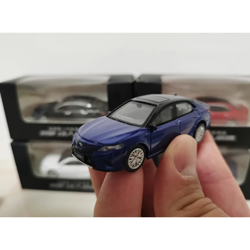 ダイキャスト 1:64 スケール GAC カムリ 8 世代合金車モデルコレクションお土産静的ディスプレイ装飾品車両ホリデーギフト