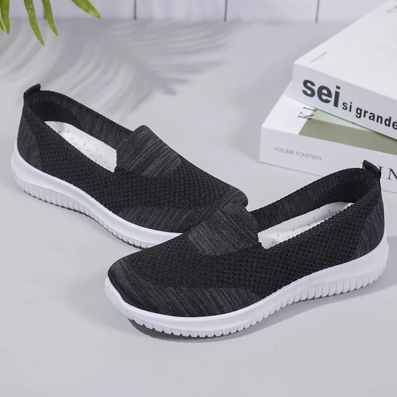 69Women Casual Shoes Light Sneakers Breathable Mesh Summer knitted Vulcanized Shoes Outdoor Slip-On Sock Shoes Plus Size Tennis