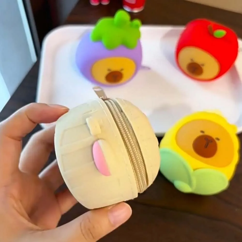

Portable Vegetable Capybara Pouch Cartoon Creative Round Silicone Coin Purse Pendant Soft Hanging Rope Storage Bag Women