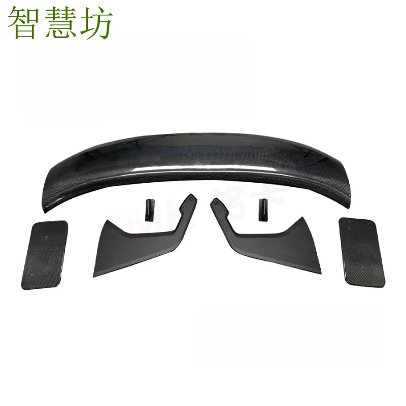 

Suitable for 2024 Ford Mustang modification carbon fiber large rear spoiler with perforated fixed wing