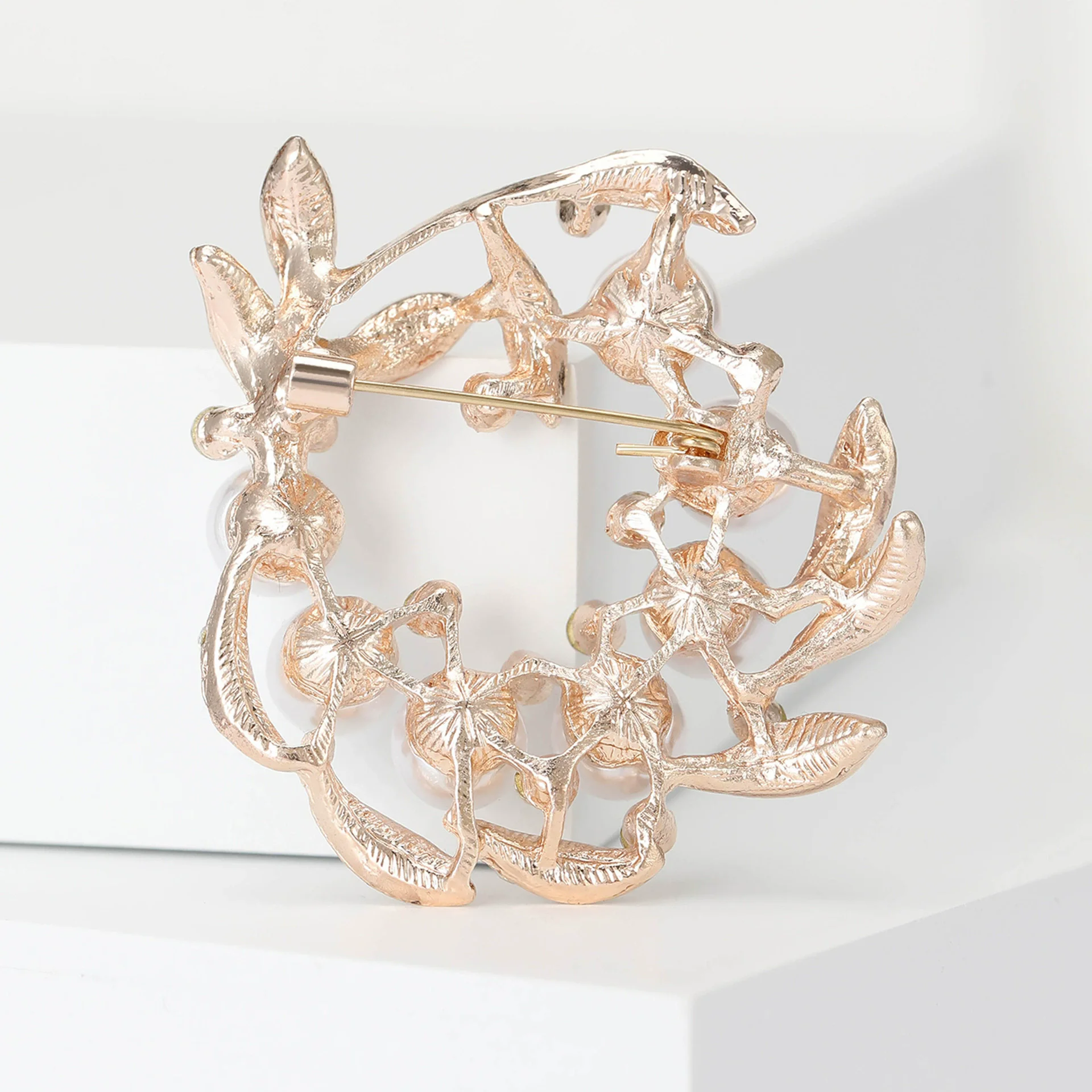 المصنع مباشرة كريستال ديامانتي واللؤلؤ المقلد زهرة مجوهرات بروش دبابيس لتقوم بها بنفسك باقات الزفاف БOLLСыДКور