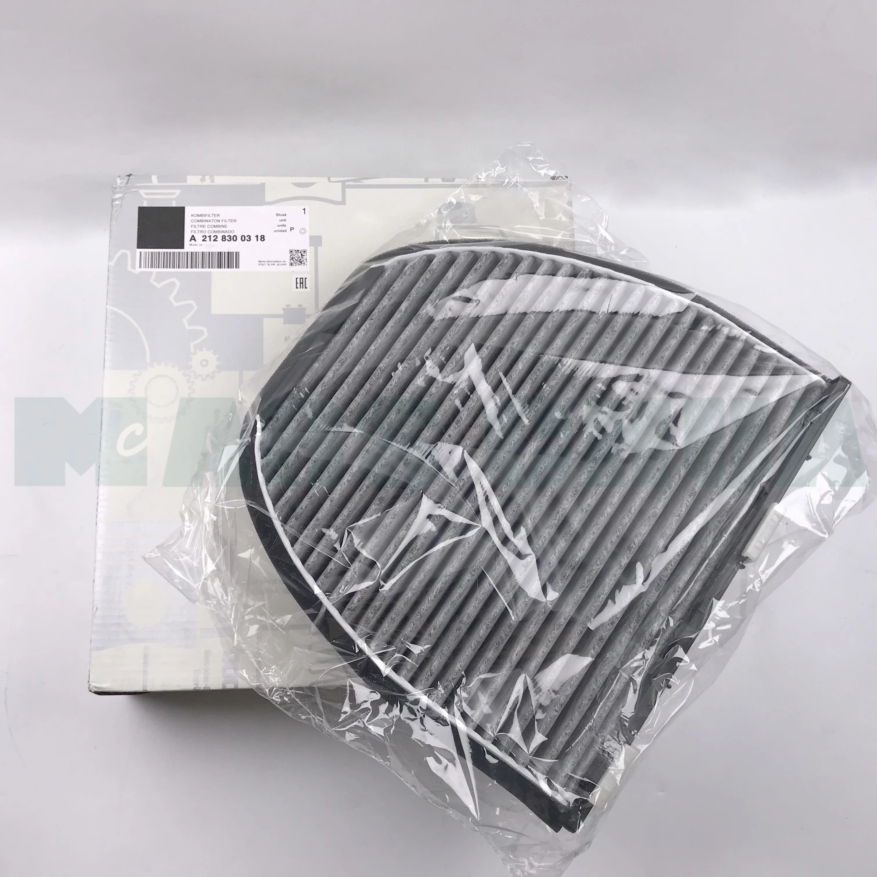 

A2128300318 фильтрующий элемент кондиционера подходит для моделей Mercedes-Benz W204 и W212 2128300318.