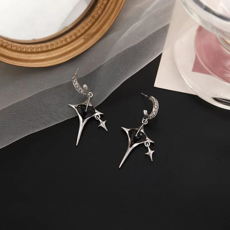 

Cross Structure Enamel Love Heart Necklace Earrings Simple Niche Design Cold Wind Neckchain Earrings Goth Jewelry for Women 2024