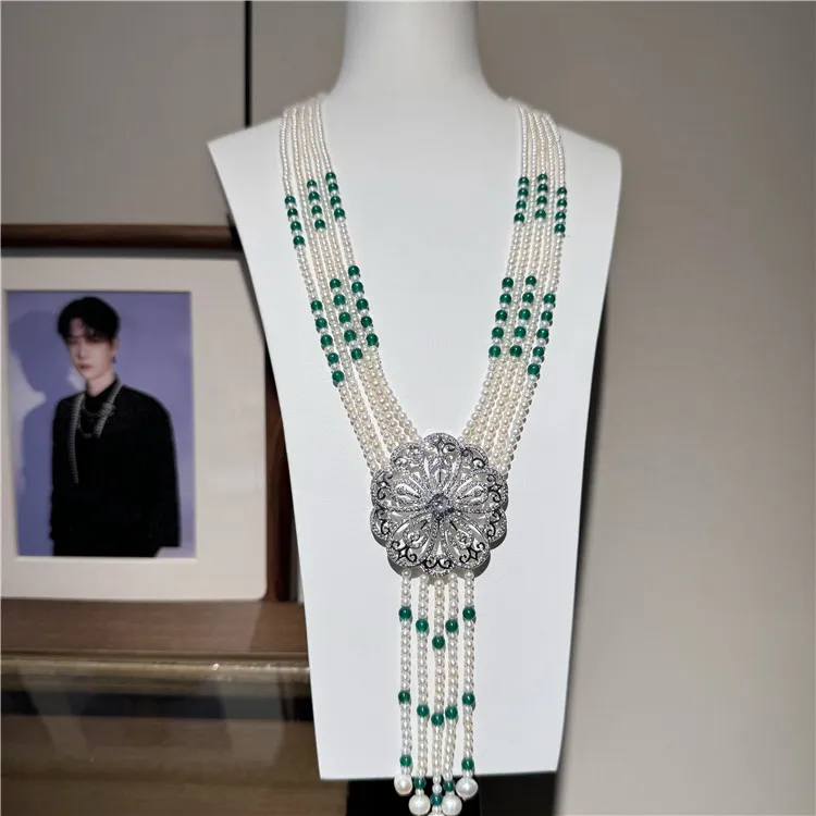 Natural Freshwater Pearl Necklace With Green Agate Multi-layer Long Sweater Necklace