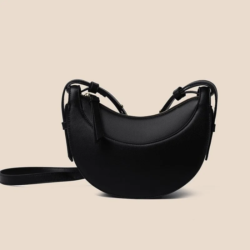 

Elegant Minimalist Classic Messenger Bag In Solid Color Fashionable For Business Commuter Women