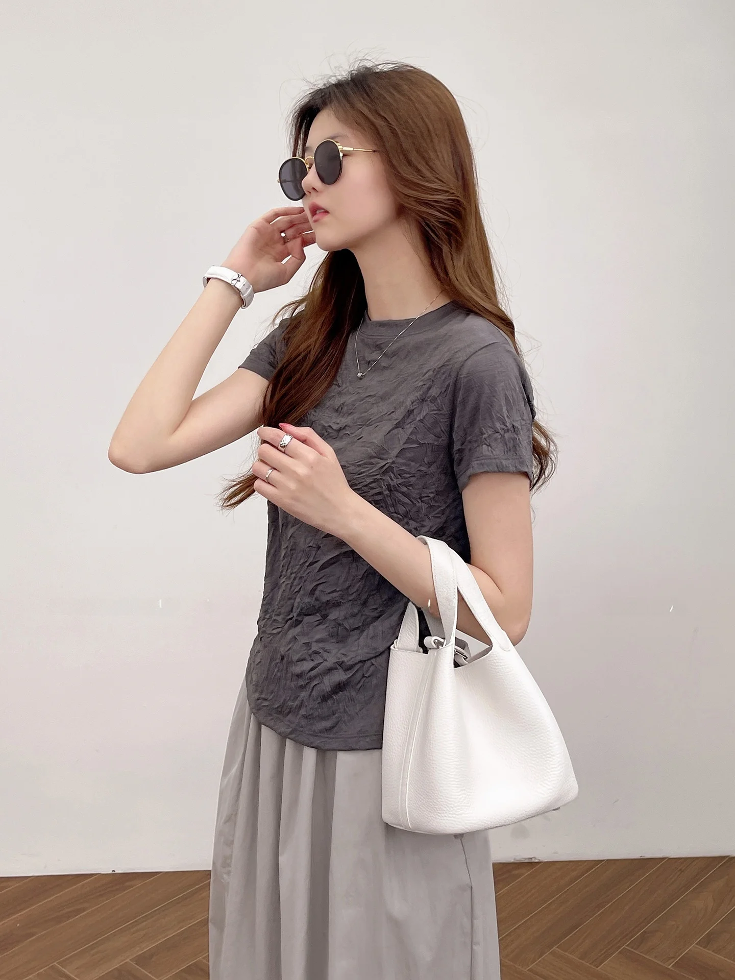 Korean Fashion Soft  Short Sleeve round Neck T-Shirt Women's Top Simple Pleated Craft Lightweight Versatile Female Uppe...
