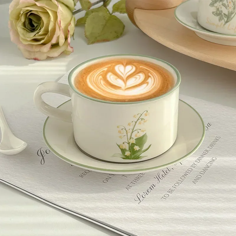 

380ML Coffee Cups Saucer Set Retro Ceramic with Handle Lily of The Valley Luxury Afternoon Tea Cup and Saucer Milk Mocha Cup Mug