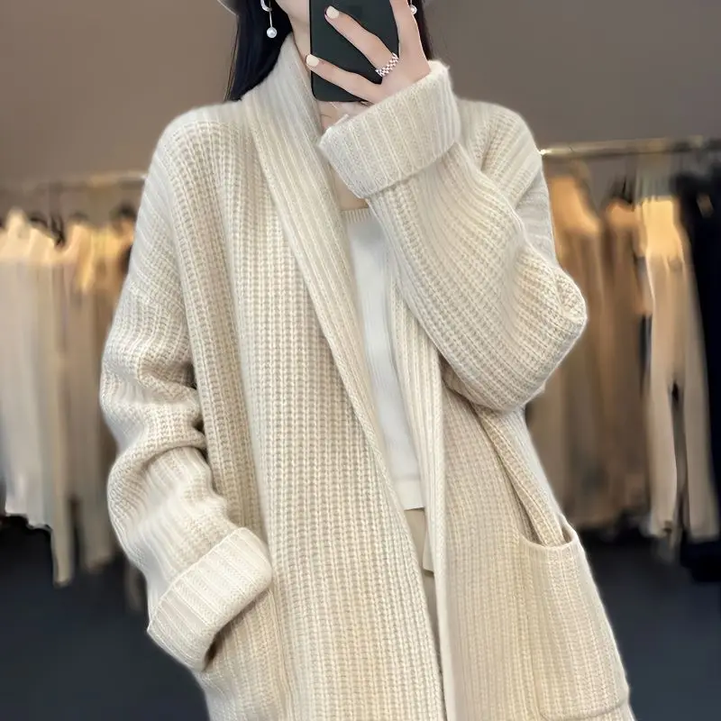 

2023 New Autumn Winter Fashion Women Sweater Casual Loose Elegant Striped Sweater V-neck Slim Outerdoor Female Cardigan Sweater