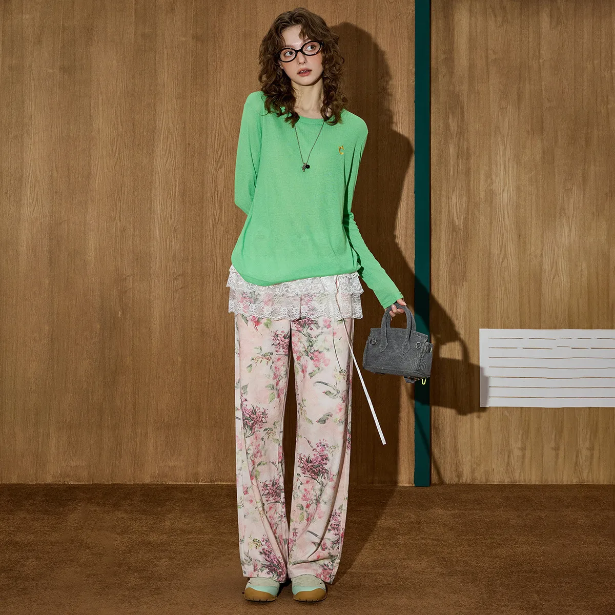 Coolhut 2025 floral impressão jeans feminino outono cintura alta calças de perna larga oriental tinta lavagem denim calças artísticas corte reto