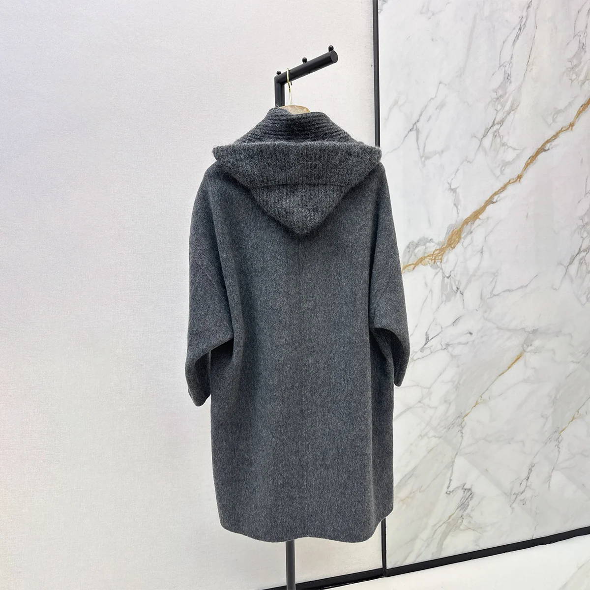 2026 high-quality women's clothing comes with knitted hats, scarves, double-sided wool coats261013225