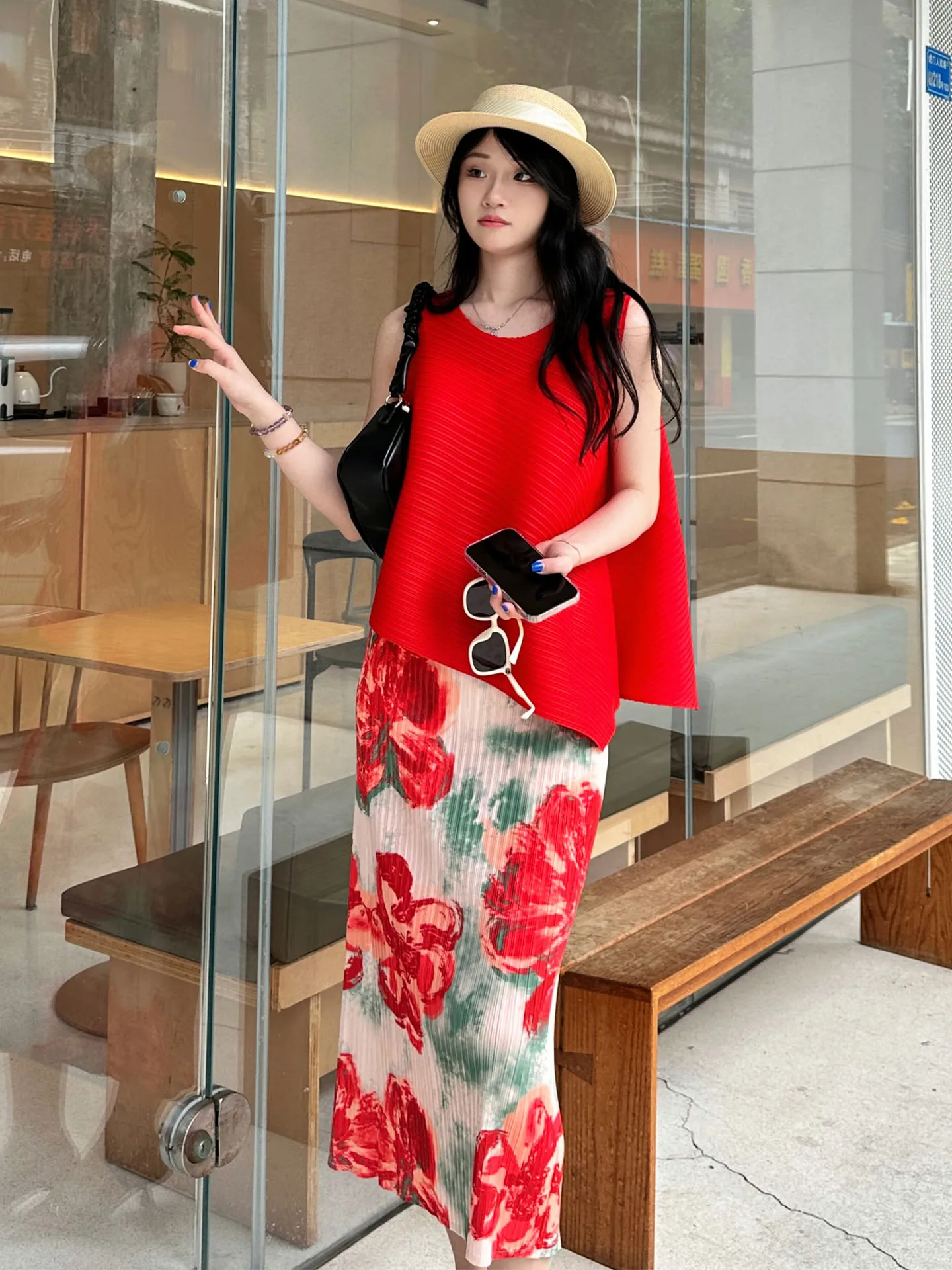

Red Elegance Summer Sleeveless Printed Half Skirt Pleated Slimming Women's Set Casual Style round Neckline Polyester Fabric