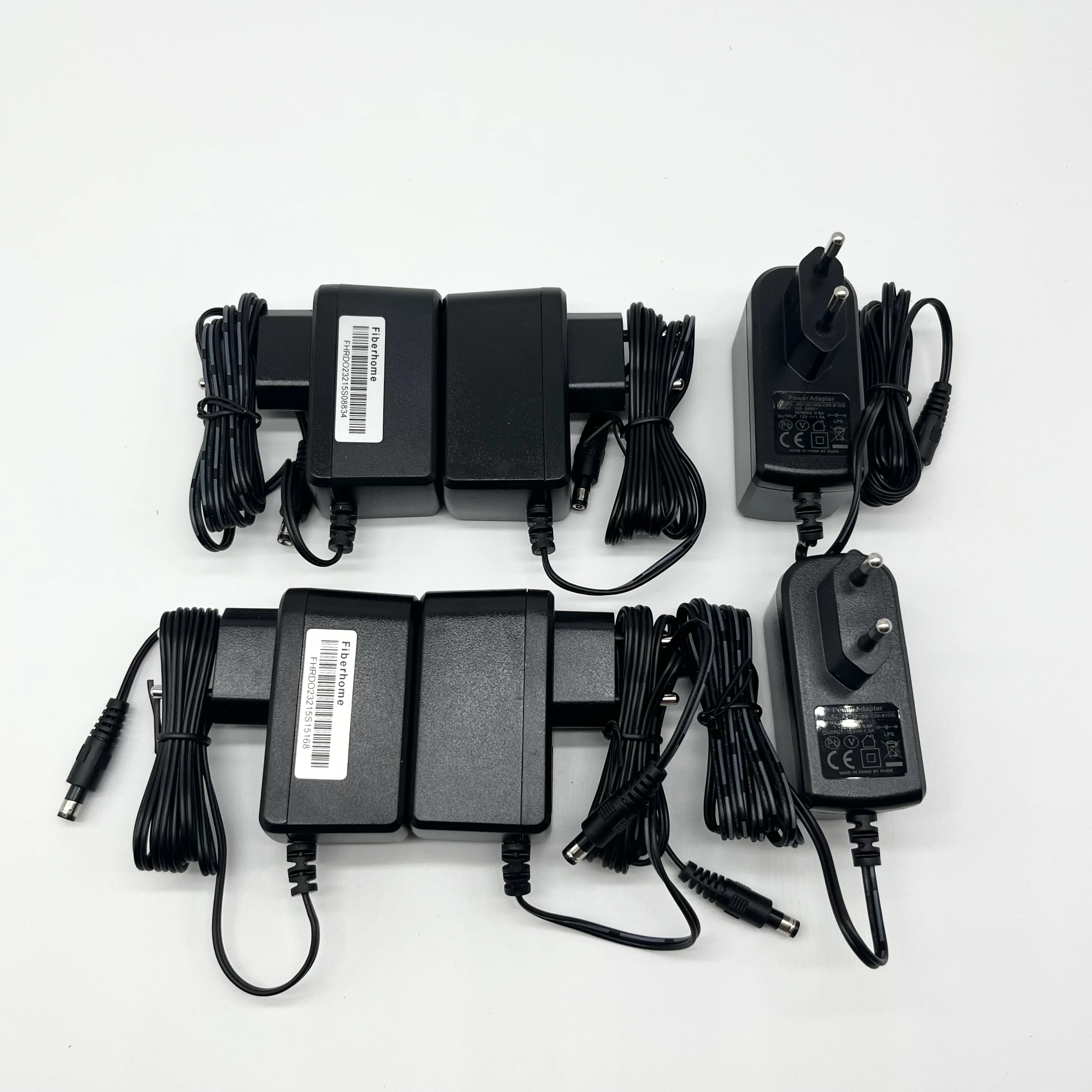 adaptador-de-energia-modelo-rd1201500-c55-810g-entrada-100-240v-50-60hz-06a-saida-12v15a