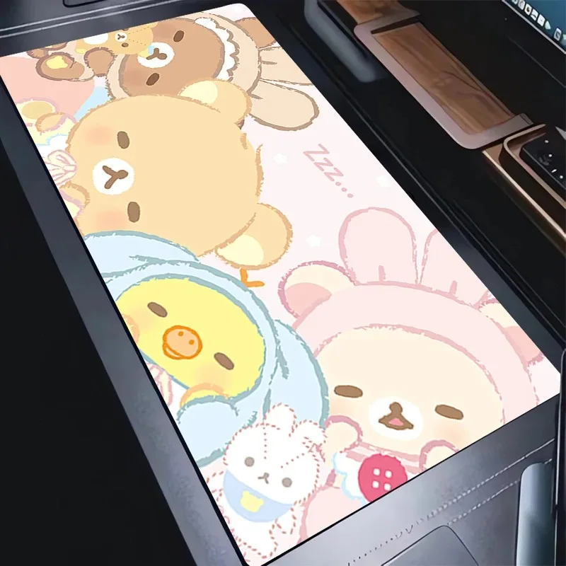 Korilakkuma-alfombrilla de ratón bonita Rilakkuma, alfombrilla de escritorio rosa con oso Kawaii, accesorios para oficinas, alfombrilla de ratón para ordenador portátil, almohadillas de ordenador de Anime extendidas