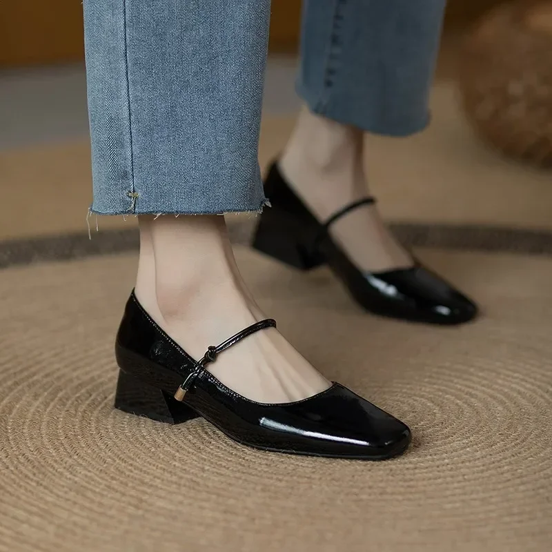 Mary Jane Shoes Wine Red Square Toe Leather Shoes for Women\'s Retro Patent Leather Shoe Chaussure Femme Small Heel Pumps
