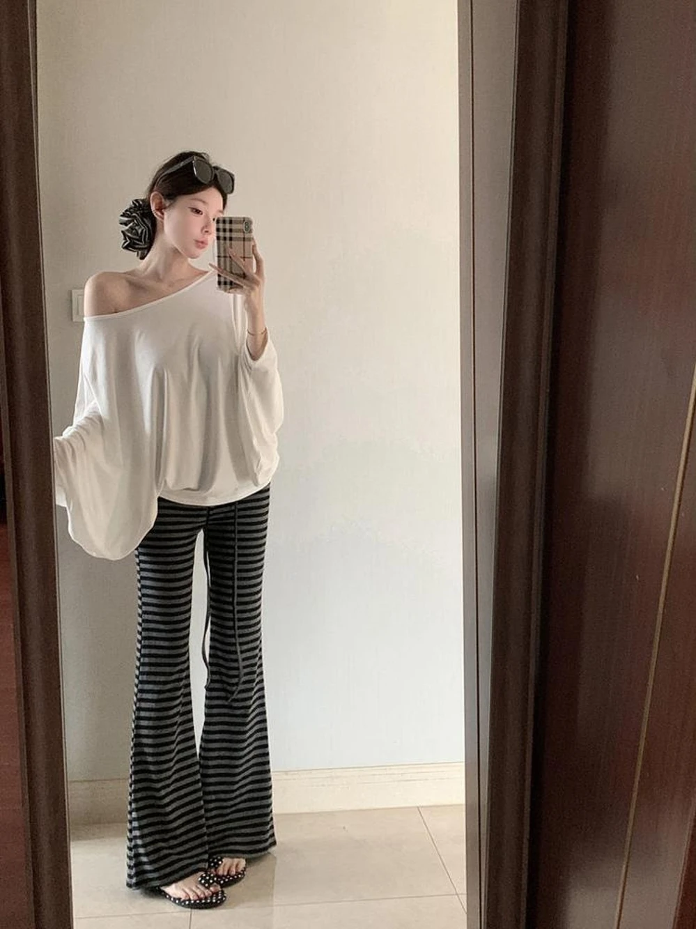 

Summer 2026 Women's Fashion Casual Striped Batwing Sleeve T-shirt And Flared Pants Set Korean Style Diagonal Shoulder Loose Fit